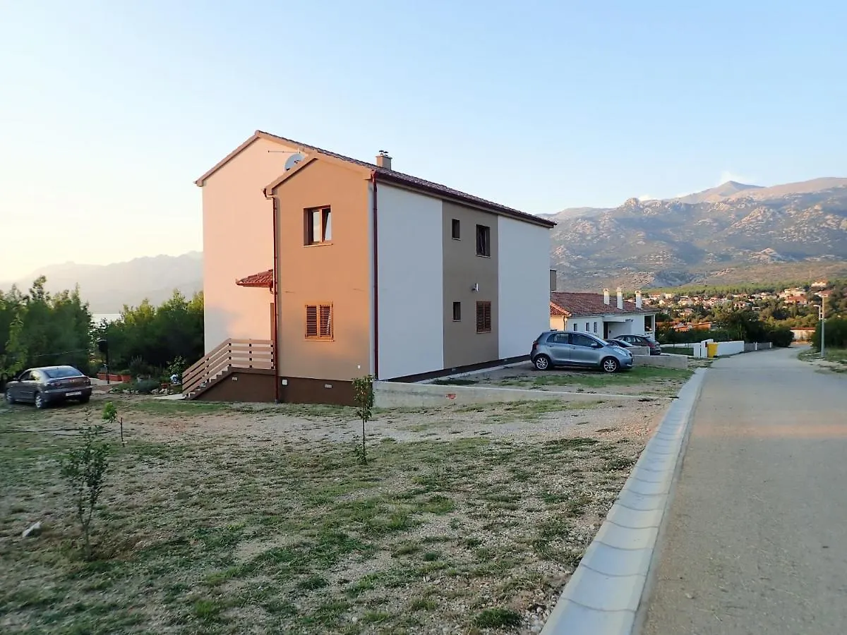 Apartment In Jasenice 35406 Chorvatsko